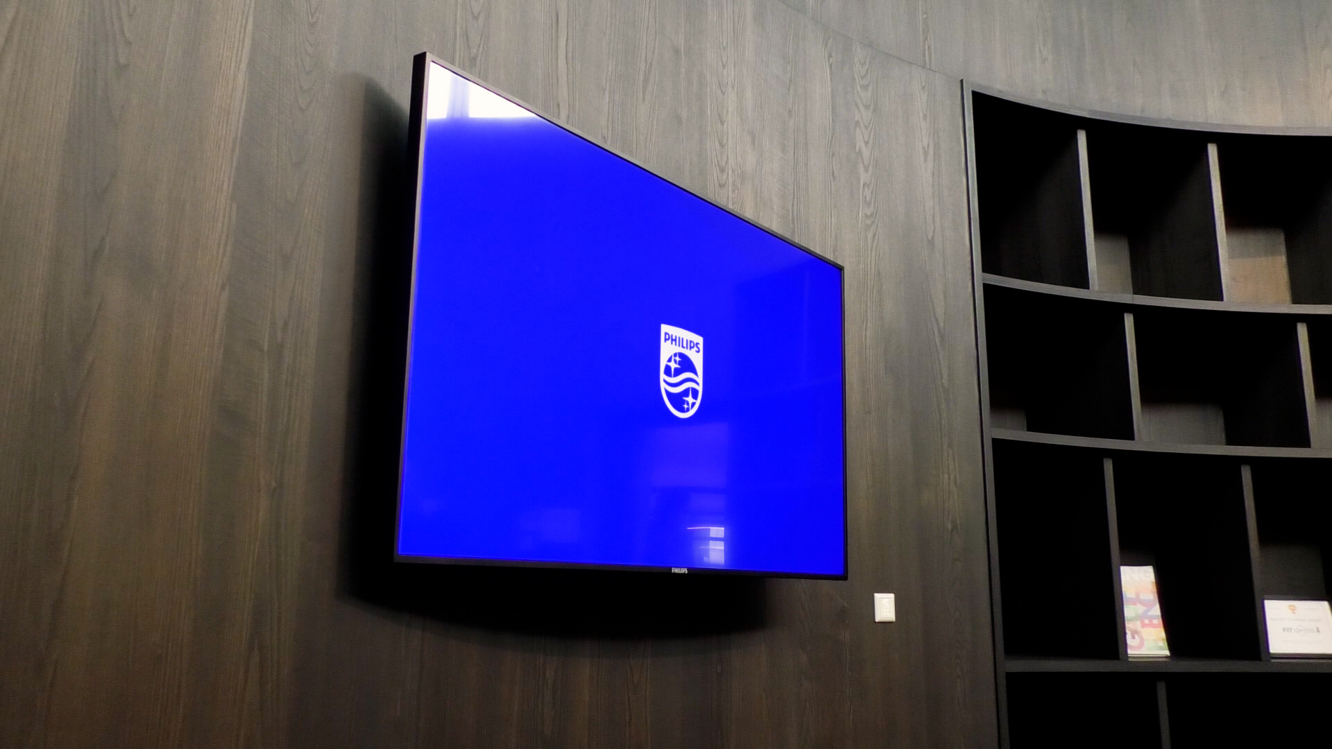 Eenvoudige bediening voor Philips tv in vergaderzaal